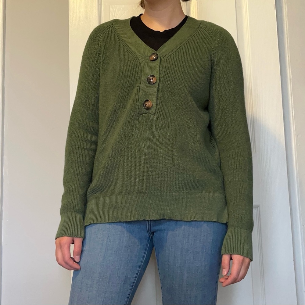 Green V-Neck Buttoned Sweater